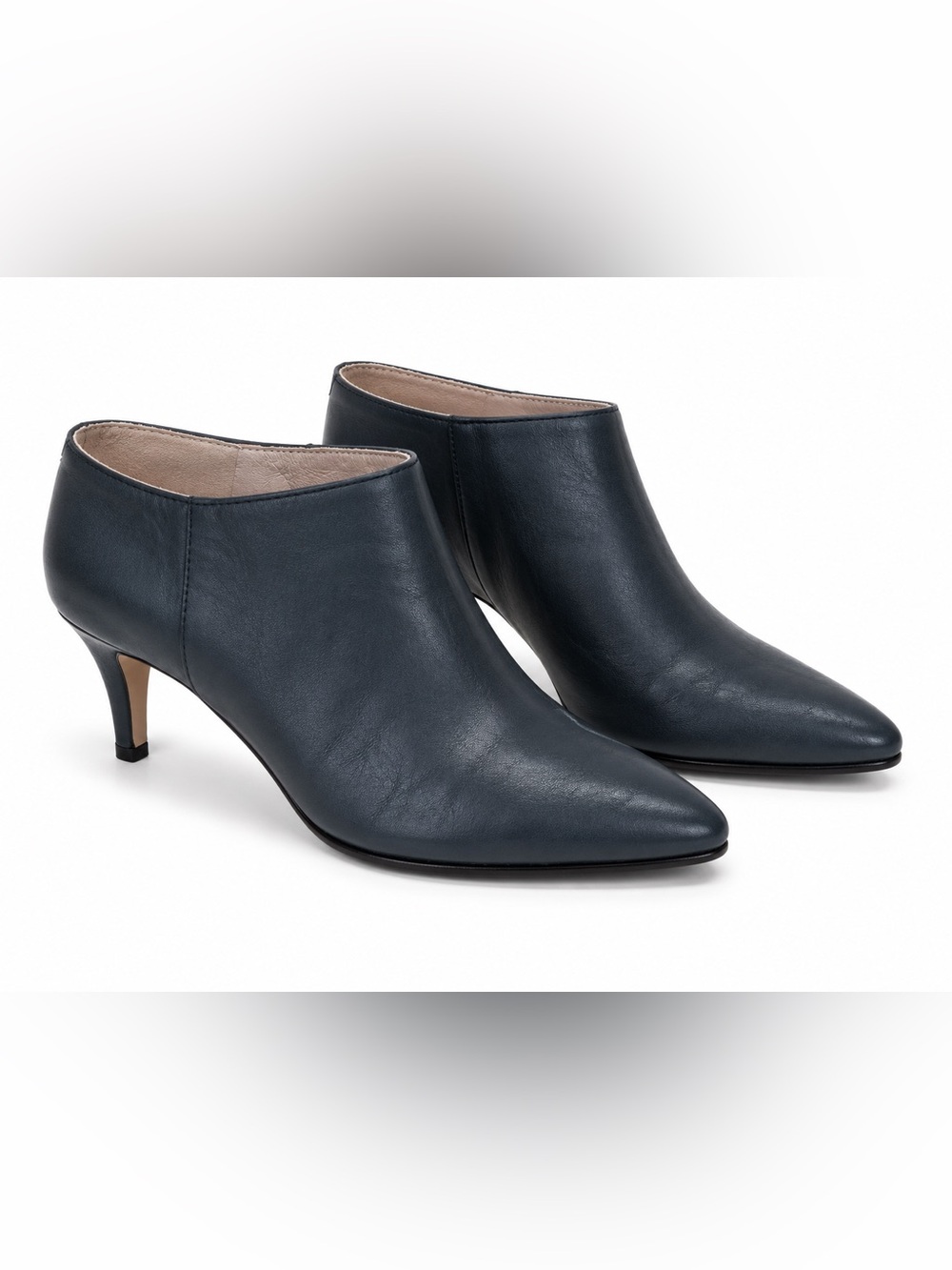 Vince Camuto Pointed Leather Mules in Dark Gray CT